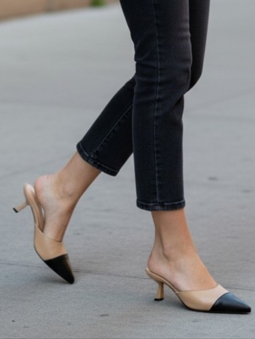 New, Fericzot Kitten Heel Tan/Black Two Tone , Size 11